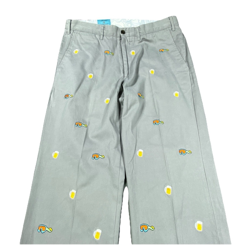 Castaway Nantucket Island Pants Mens 34x29 Embroidered Beer Goggles Diver AOP